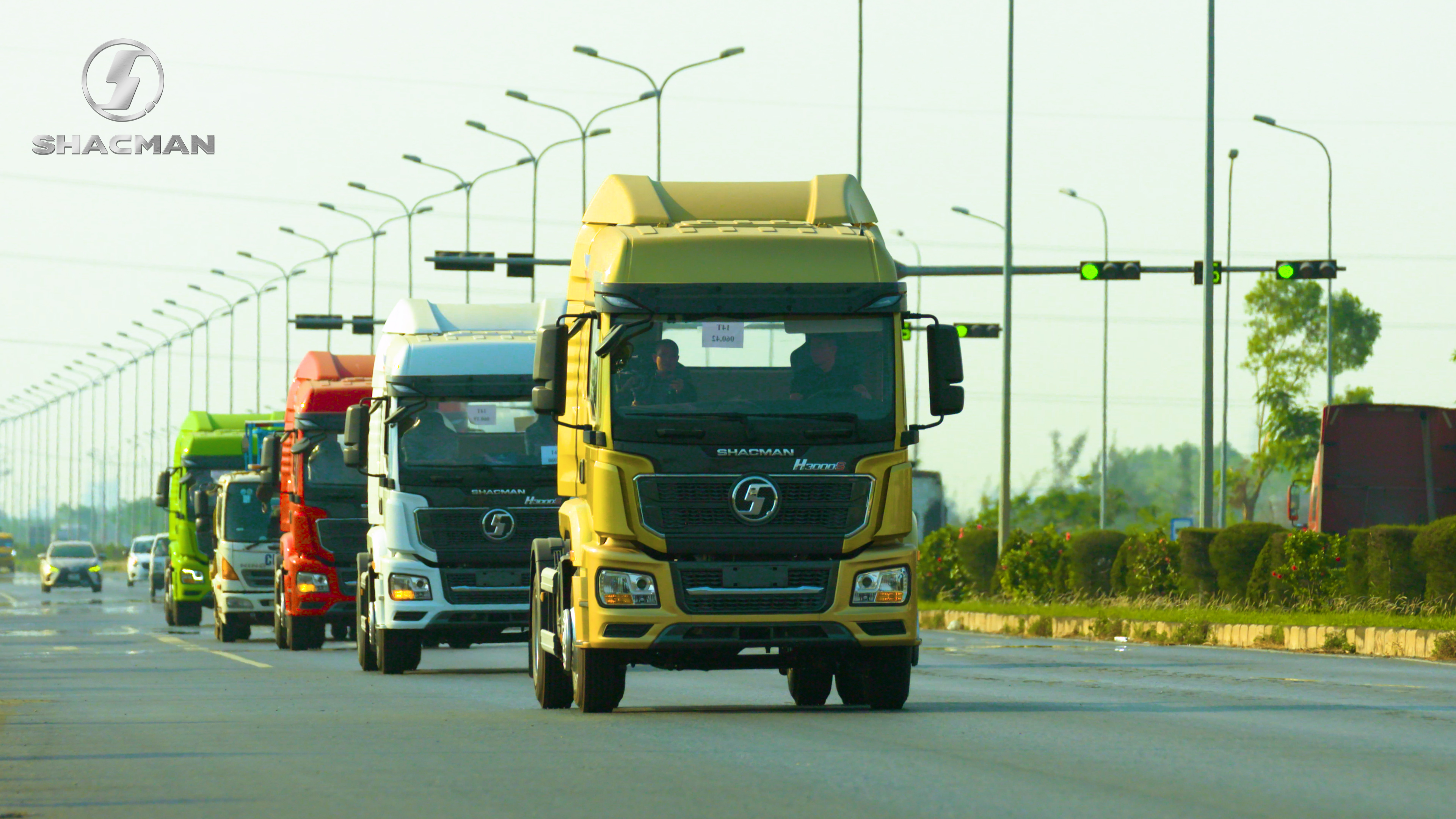 XE ĐẦU KÉO SHACMAN - DGL Media Việt Nam