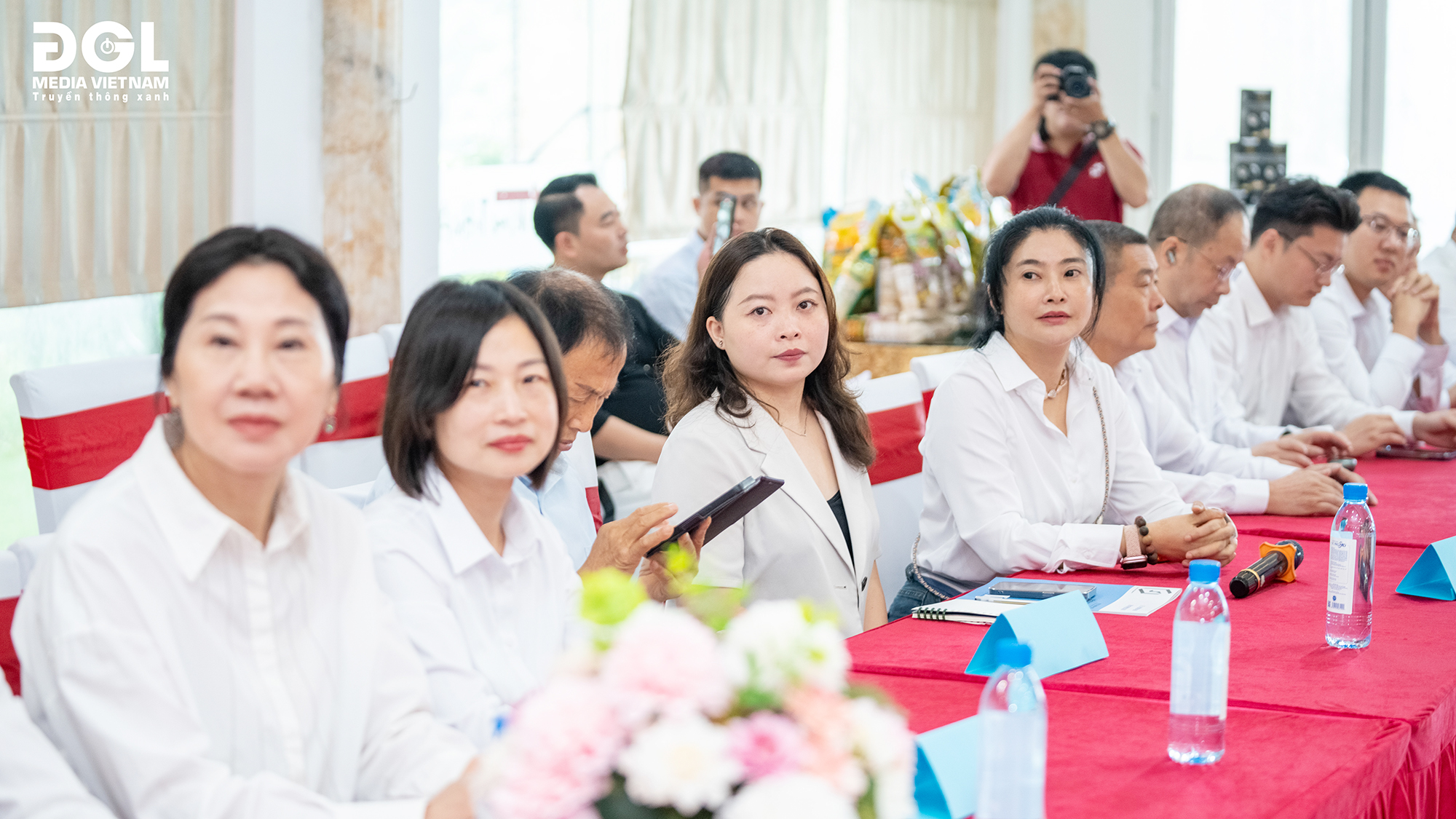 GIAO LƯU THƯƠNG MẠI VIỆT - TRUNG NĂM 2024 