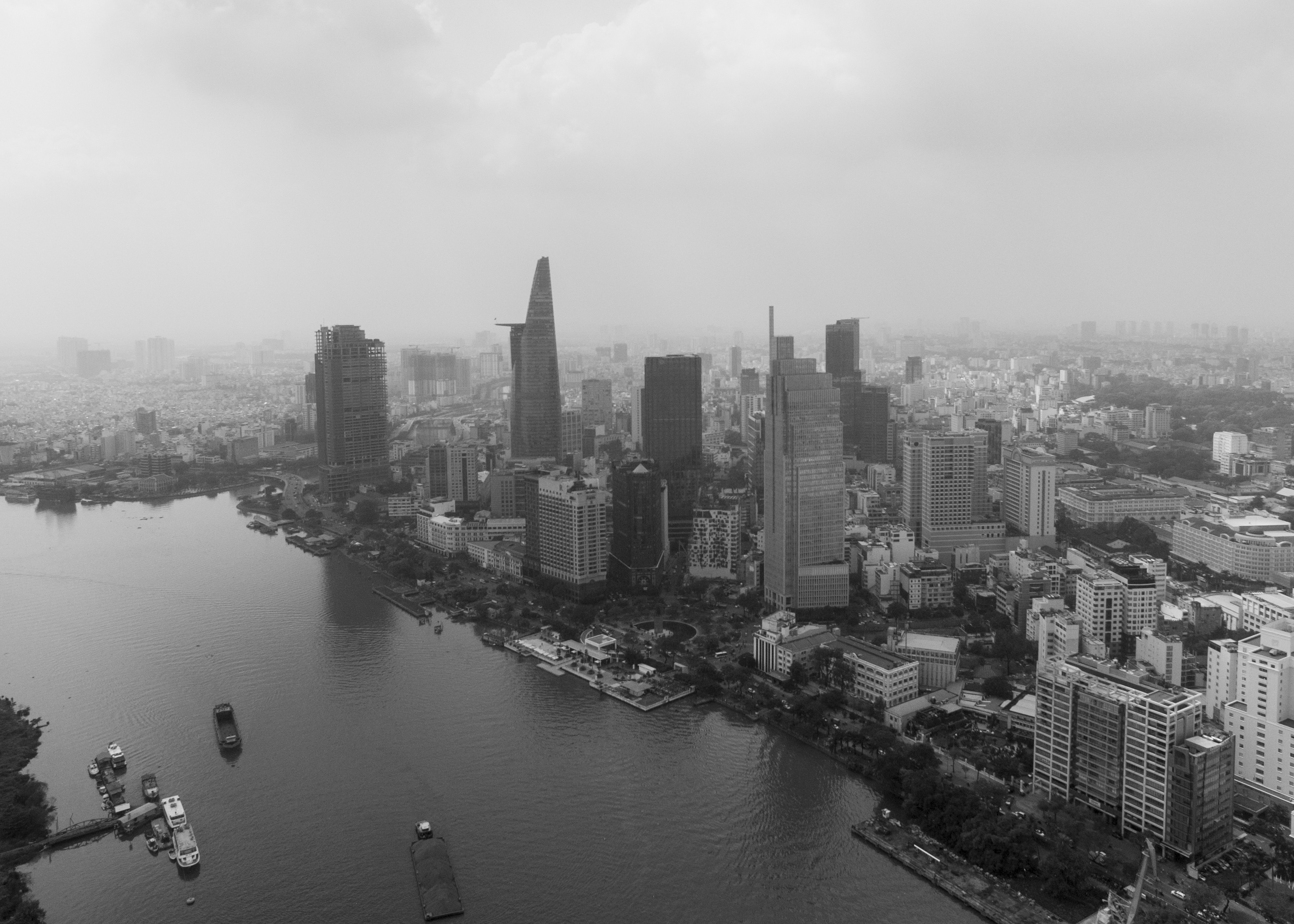 AMONTE FASHION SAI GON CITY