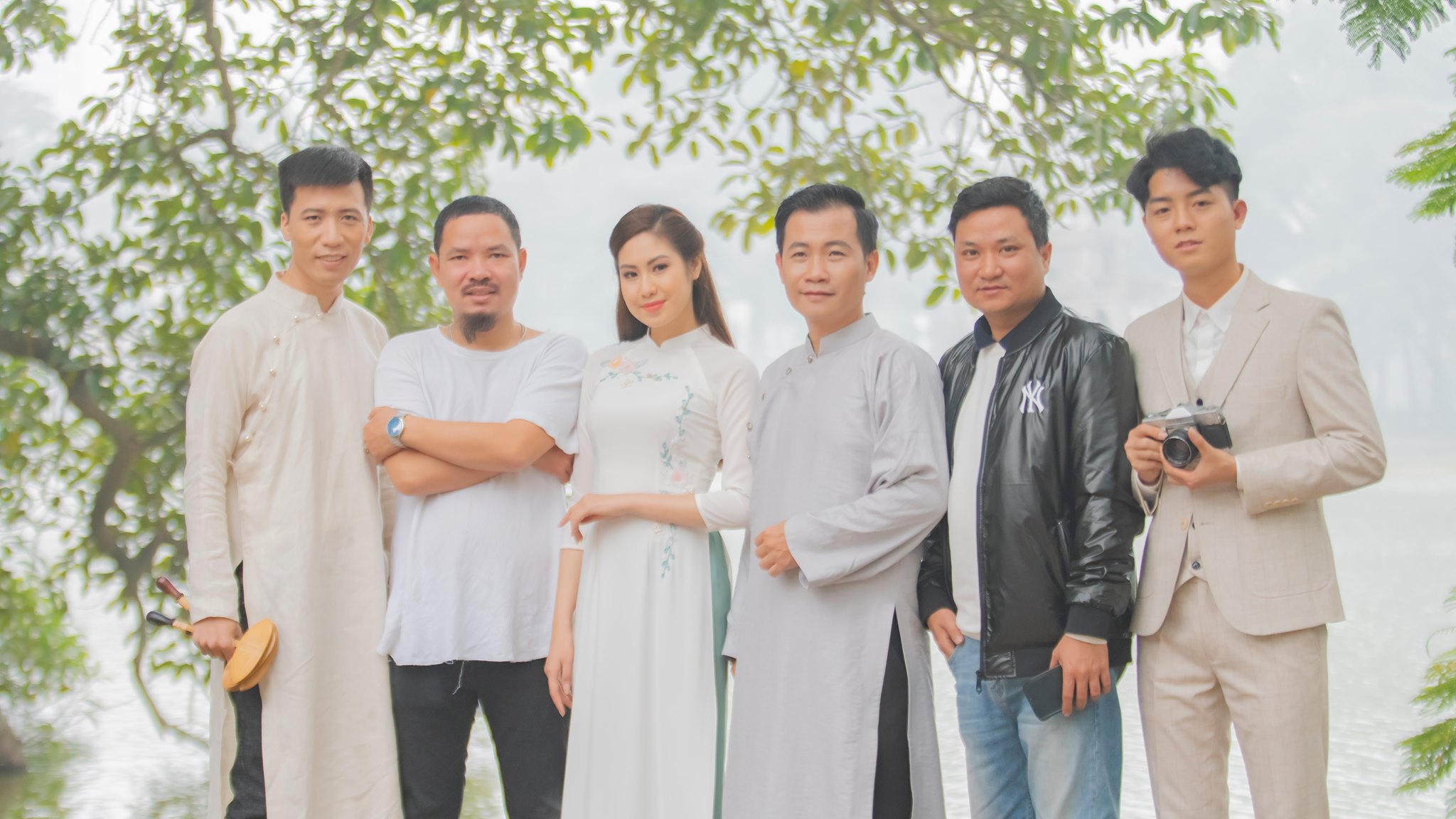 TRÁCH ÔNG NGUYỆT LÃO